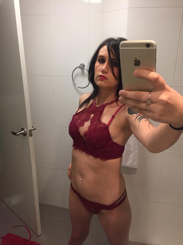 Serdivan Masaj Escort Bayan Tülay