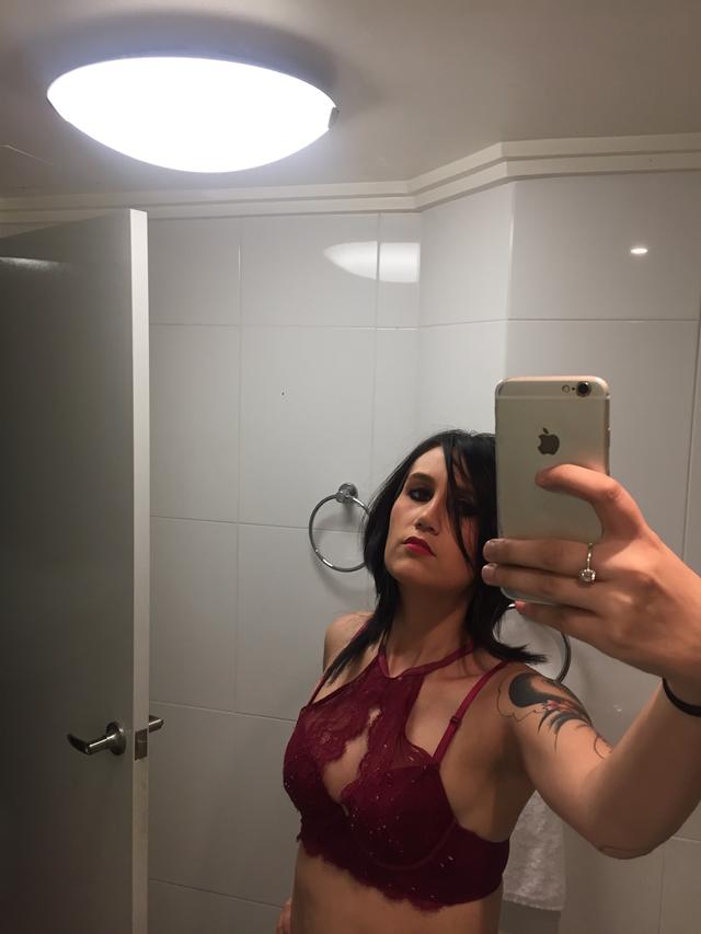 Serdivan Elit Escort Bayan Leman